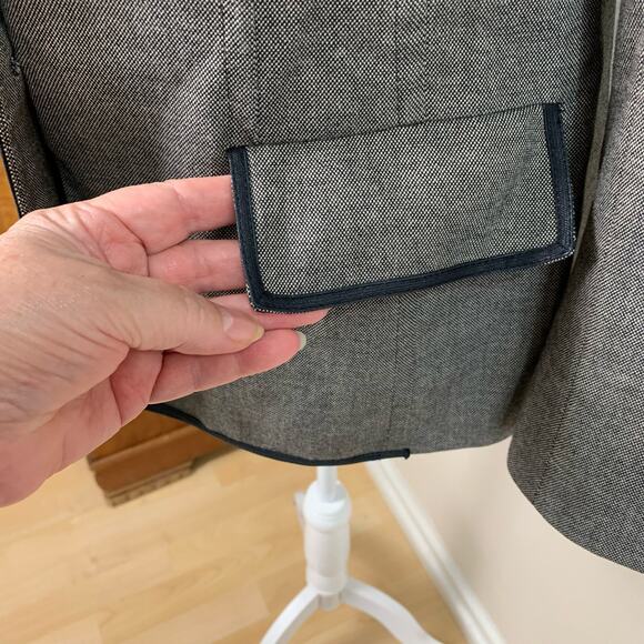Kasper Size 10 Women's Blazer Jacket Gray with Black Trim Career Work - Picture 5 of 13